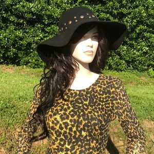 Adorable black summer floppy hat with gold studs